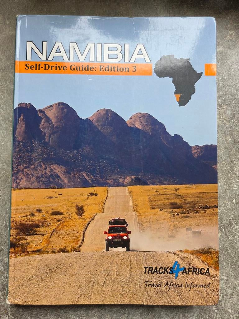 Namibia Self-Drive Guide: Edition 3 - Tracks4Africa, Overige merken, Afrika, Ophalen of Verzenden, Zo goed als nieuw