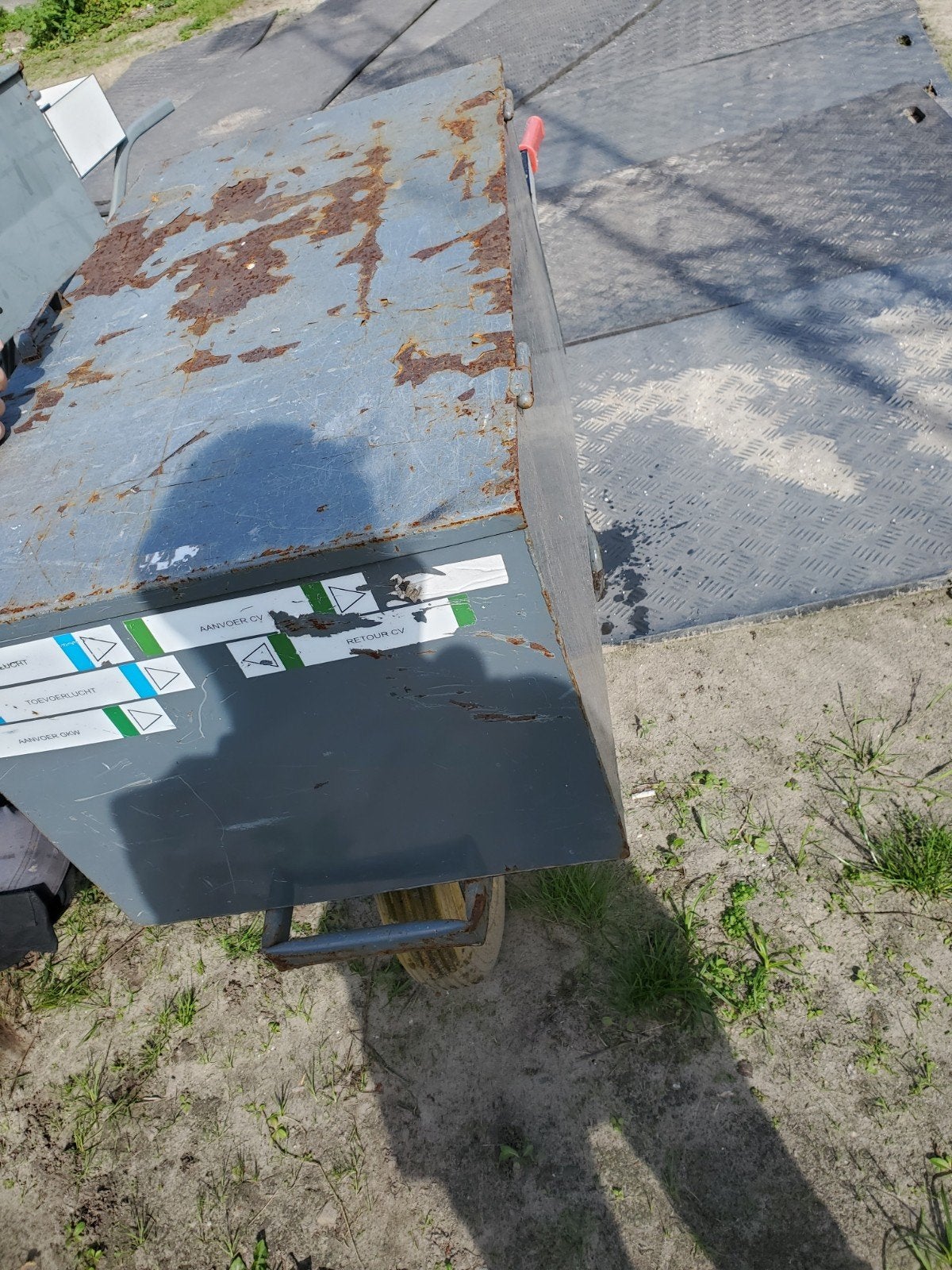 Gereedschapskruiwagen in redelijke staat, Ophalen, Gebruikt, Handmatig