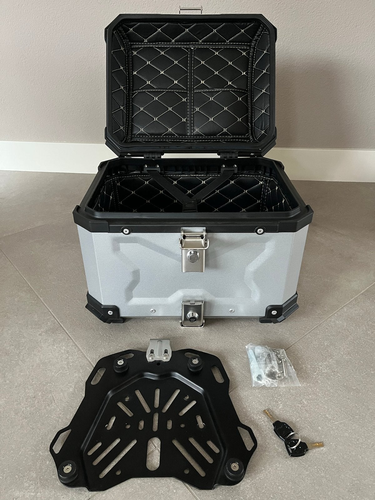 Bagtecs Motortopkoffer 45 Liter - Zo goed als nieuw!, Motoren, Ophalen, Zo goed als nieuw