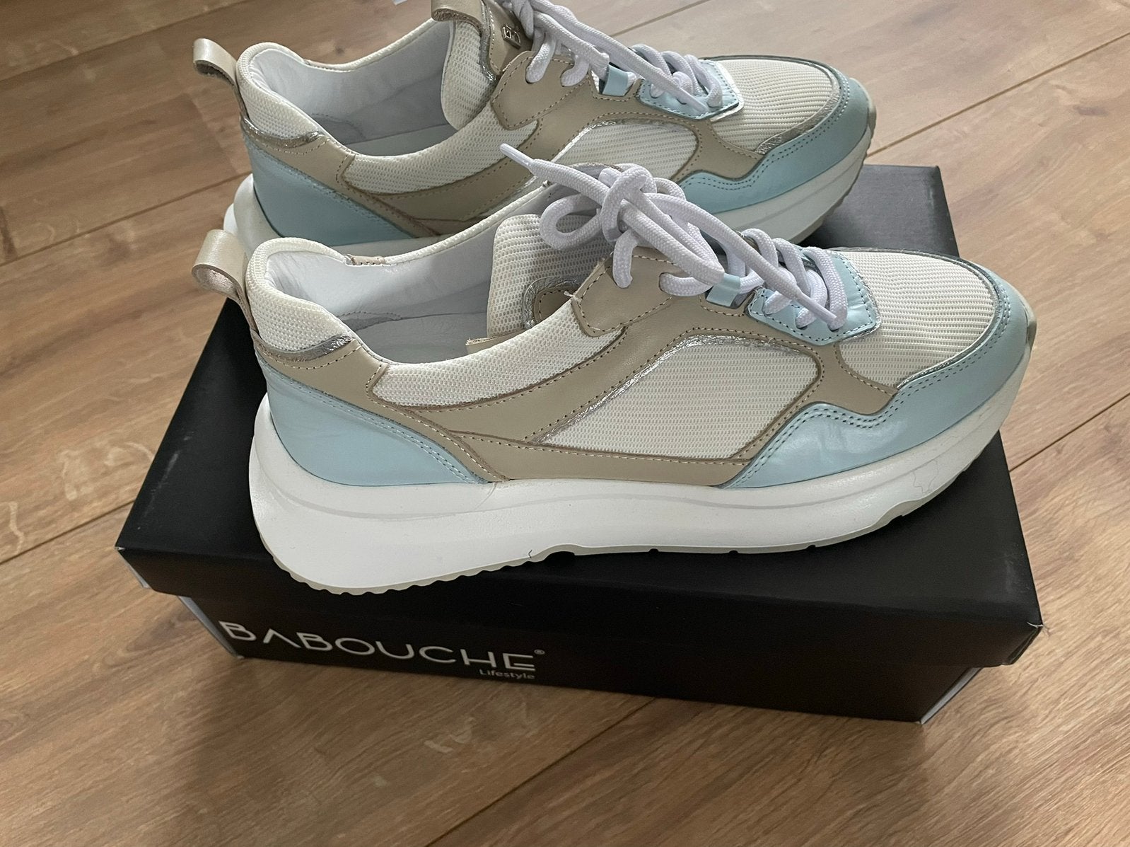 Sneakers van het merk Babouche, Beige, Nieuw, Ophalen of Verzenden, Sneakers of Gympen