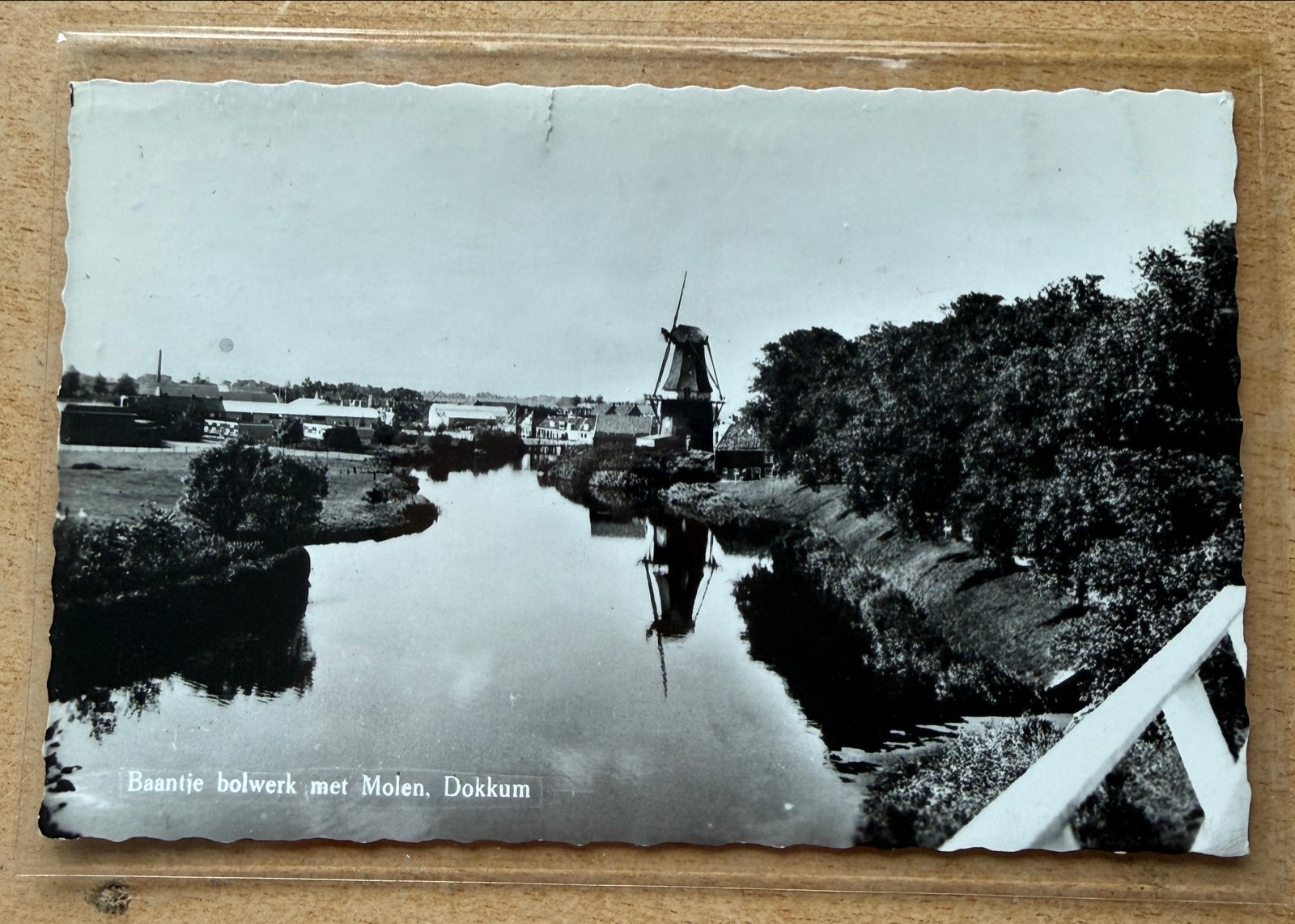 Briefkaart Dokkum Baantje Bolwerk met Molen (in hoesje), Ophalen of Verzenden, Voor 1920, Ongelopen, Friesland
