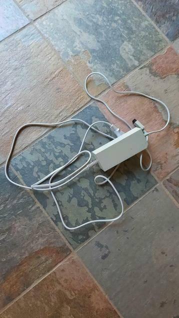 WII power supply, Ophalen of Verzenden, Gebruikt, Wii, Oplader of Kabel