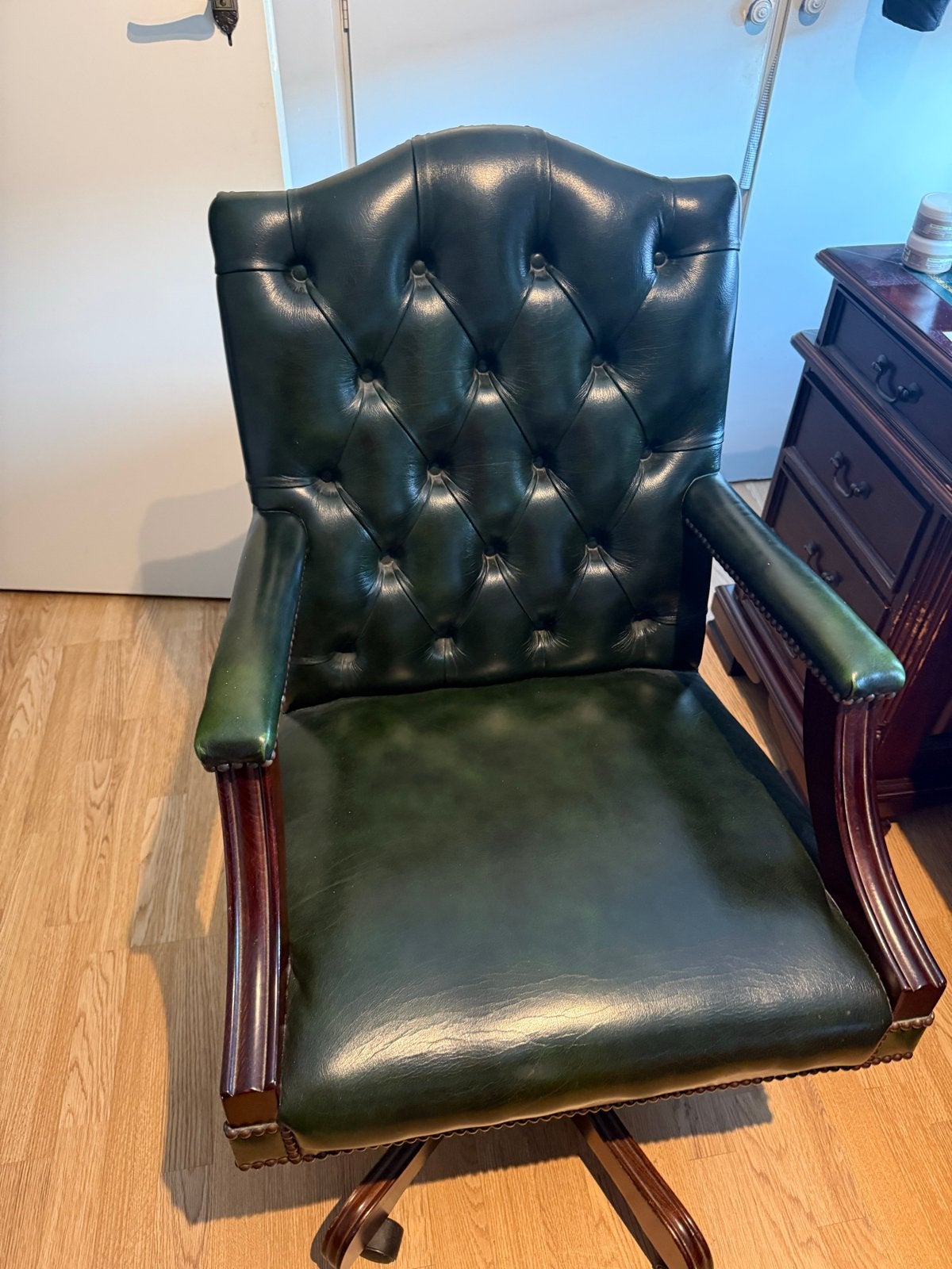 Chesterfield Bureaustoel en Bureau - Klassieke Set, Ophalen, Gebruikt, Groen, Bureaustoel