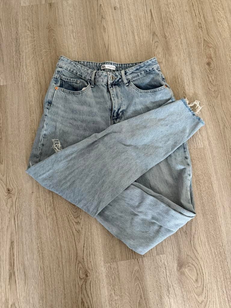 Mooie zara broek jeans high waist maat 40 lichtblauw dames, Ophalen of Verzenden, Gedragen, Blauw, W30 - W32 (confectie 38/40)