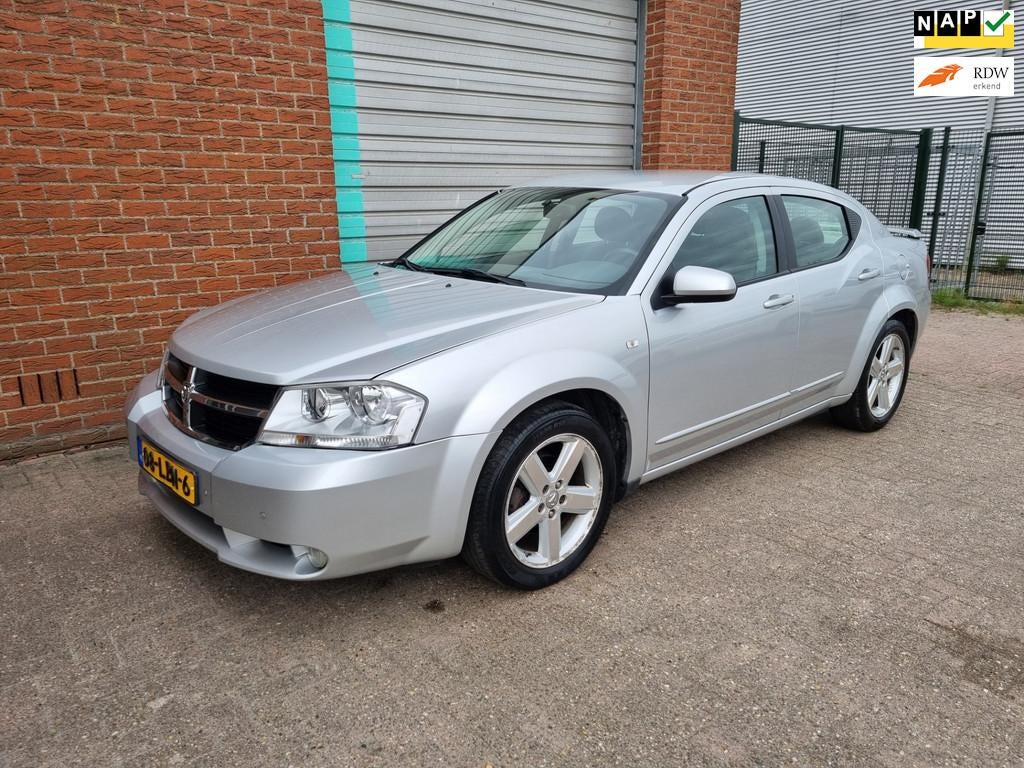Dodge Avenger 2.0 SE NAV.+ Airco Bj:2010 NAP!, Auto's, Dodge, 1998 cc, 450 kg, Gebruikt, Bedrijf