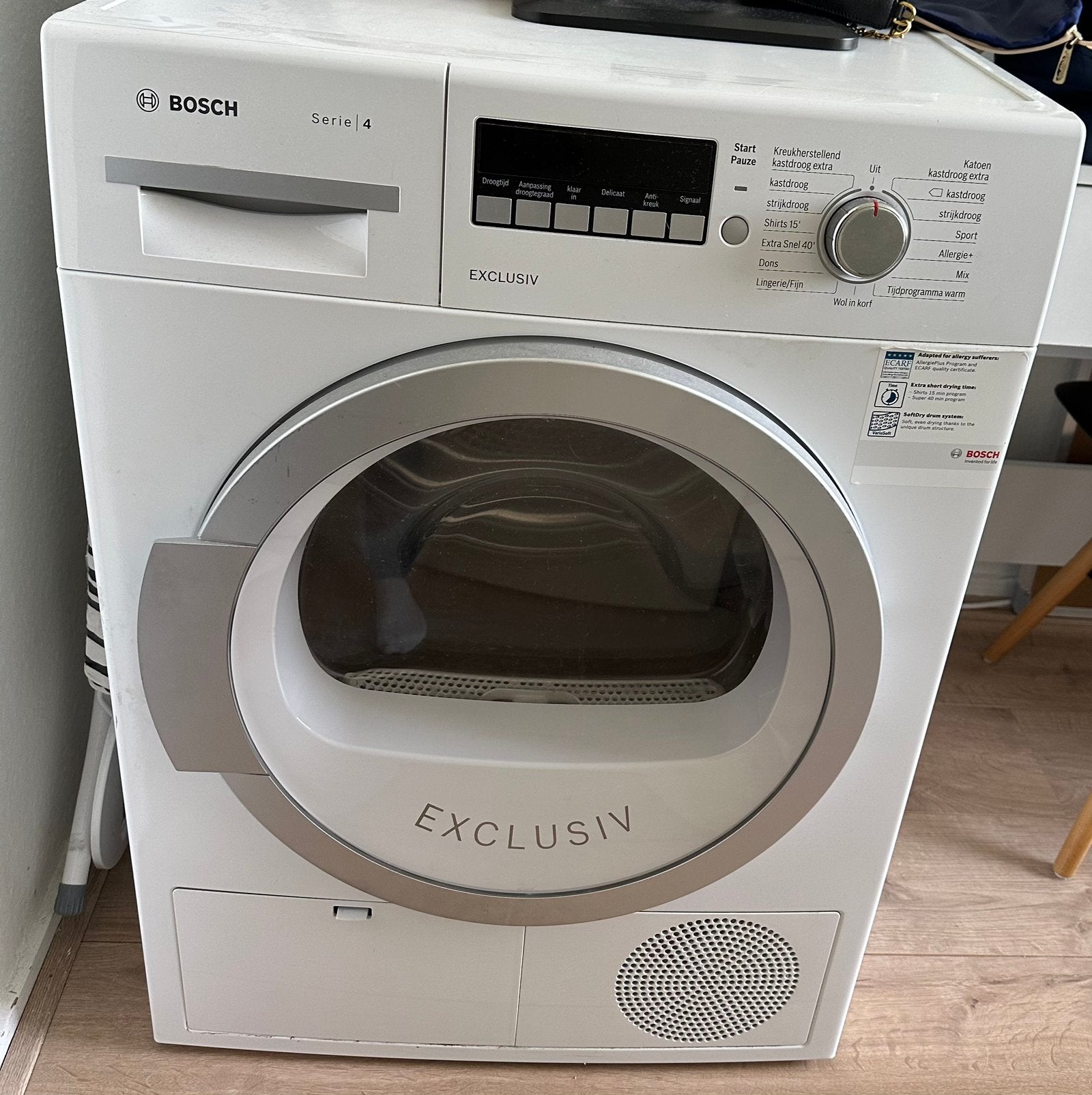 Bosch Serie 4 Exclusiv droger – half defect, Ophalen, Gebruikt, Condens, 85 tot 90 cm
