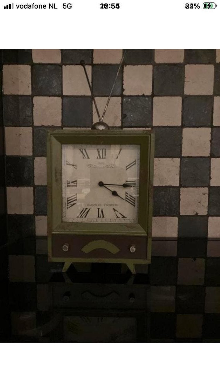 KARE Design Retro Klok in TV-vorm, Ophalen of Verzenden