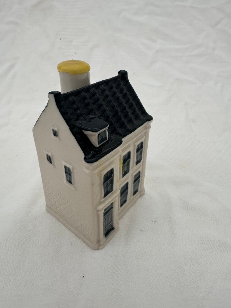 KLM huisje nr 98, Ophalen of Verzenden, Zo goed als nieuw, 81 t/m 91, Gevuld