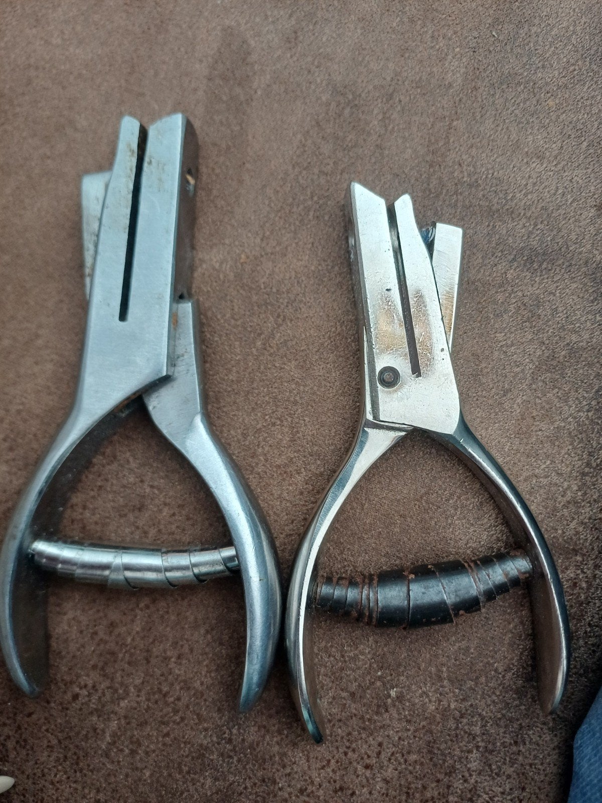 2 controletangen / gaatjestang / conducteurstang, Ophalen of Verzenden