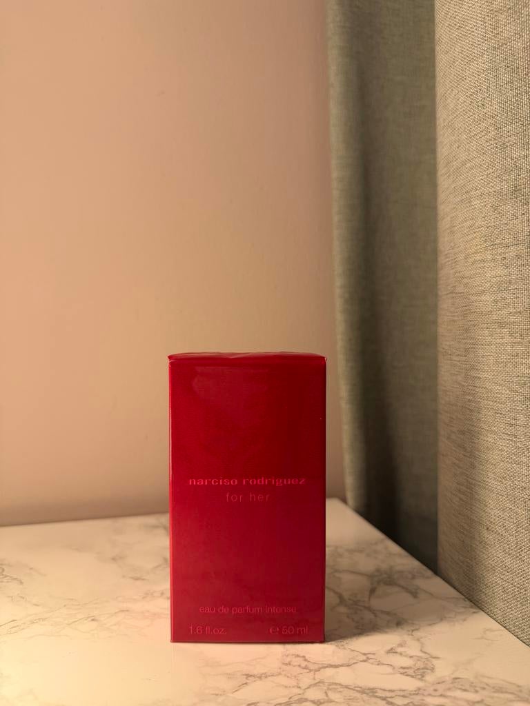 Narciso Rodriguez For Her Eau de Parfum Intense 50ml, Ophalen of Verzenden, Zo goed als nieuw