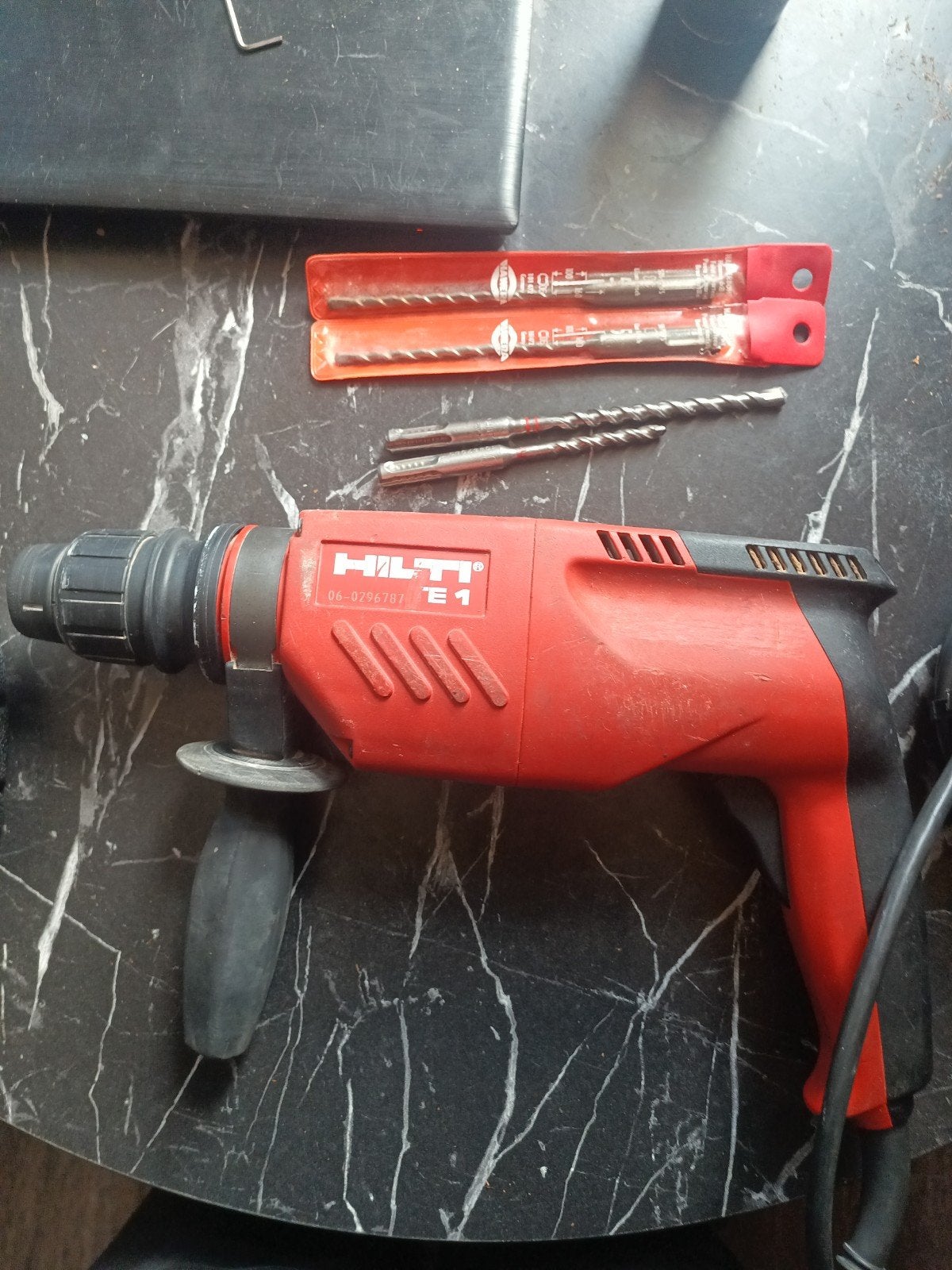 Hilti TE1 Boorhamer met 12 boorpunten, Ophalen, Boor- en/of Breekhamer