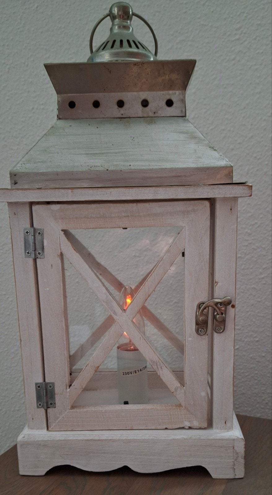 Decoratieve houten lantaarn met LED-kaars, Ophalen of Verzenden, Gebruikt, Landelijk, Brocante, Shabby Chic