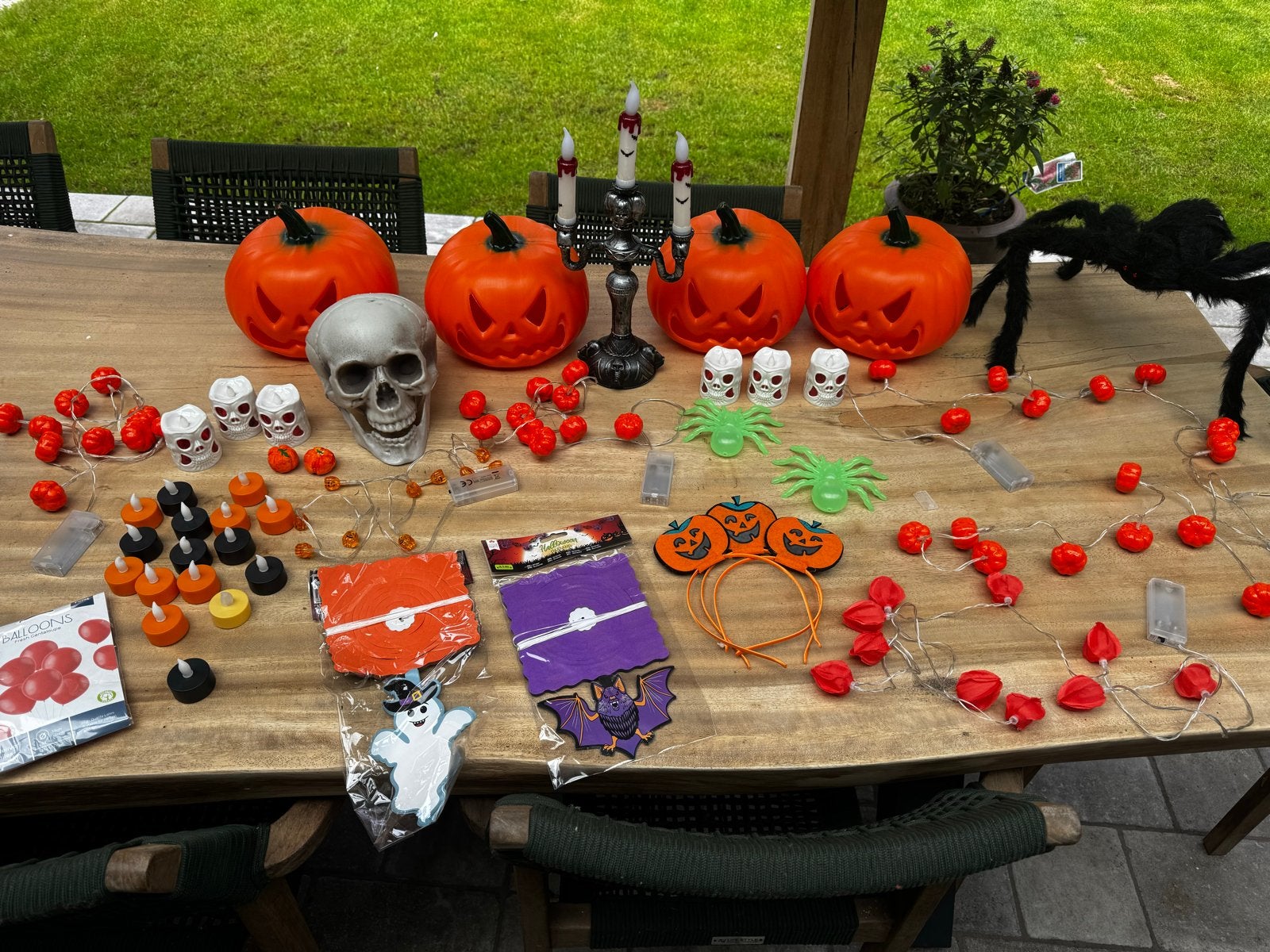 Groot Halloween Decoratiepakket - Pompoenen, Schedels & Spin, Ophalen of Verzenden, Gebruikt, Versiering, Halloween of Griezel