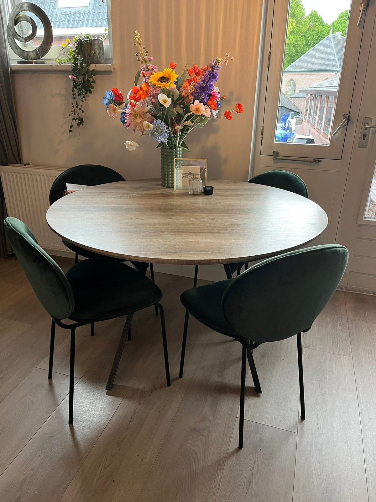 Eetkamer tafel rond stalen poot, Ophalen, Zo goed als nieuw, Rond, 50 tot 100 cm