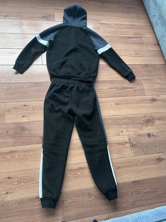 Jogging pak jongens maat 12 super gamer pro, Ophalen of Verzenden, Gebruikt, Jongen