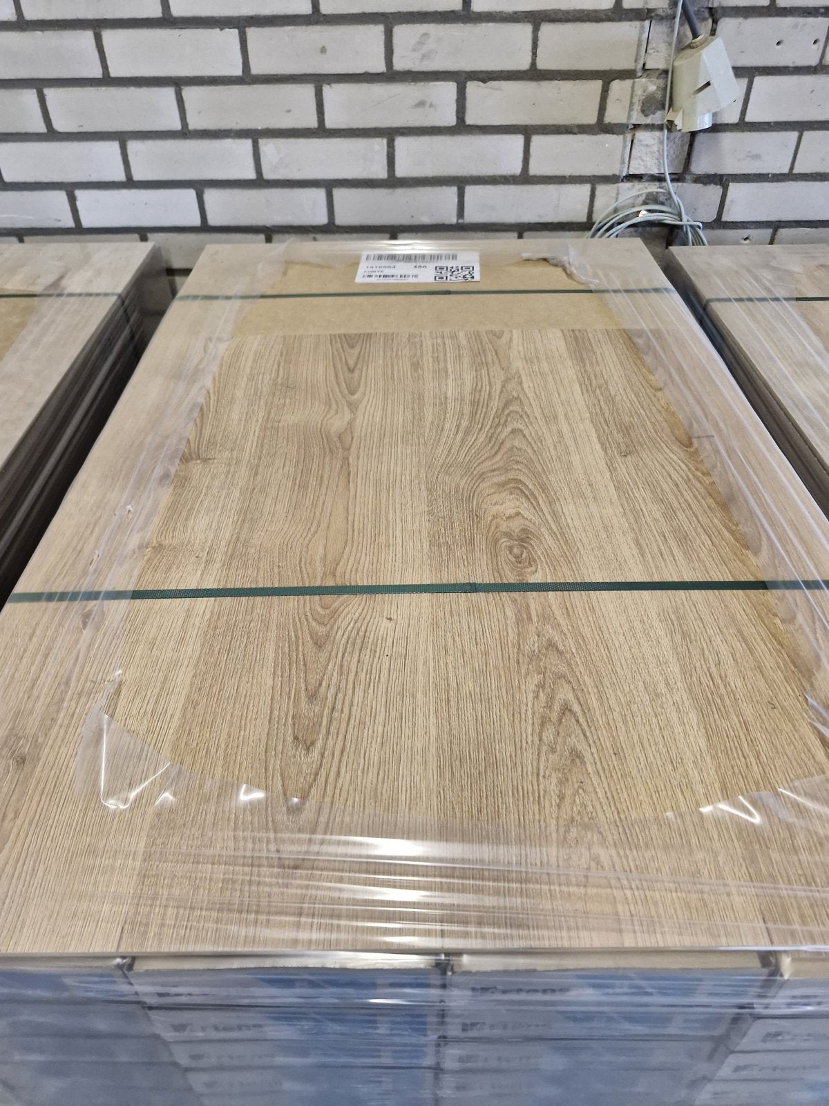 24 Pallets Artens Laminaat Forte Nilo - 8mm dik, Nieuw, Minder dan 50 cm, Ophalen of Verzenden, 10 m² of meer