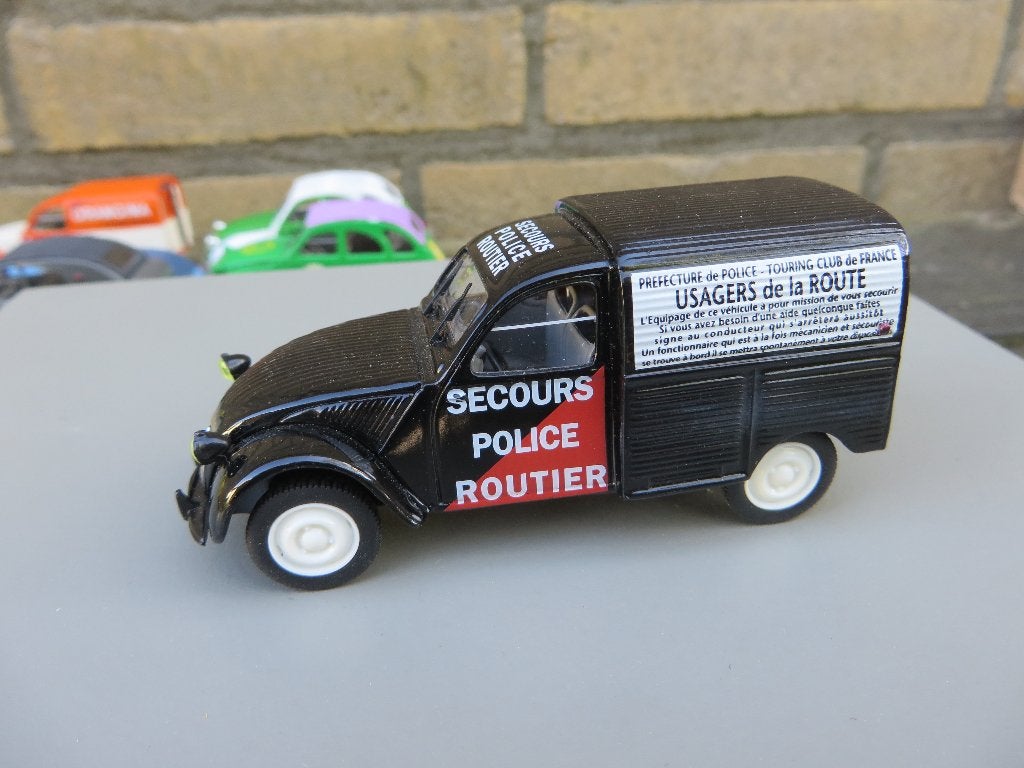 Norev Citroën 2CV AZU SECOURS POLICE ROUTIERS, Ophalen of Verzenden, Zo goed als nieuw, Auto, Norev