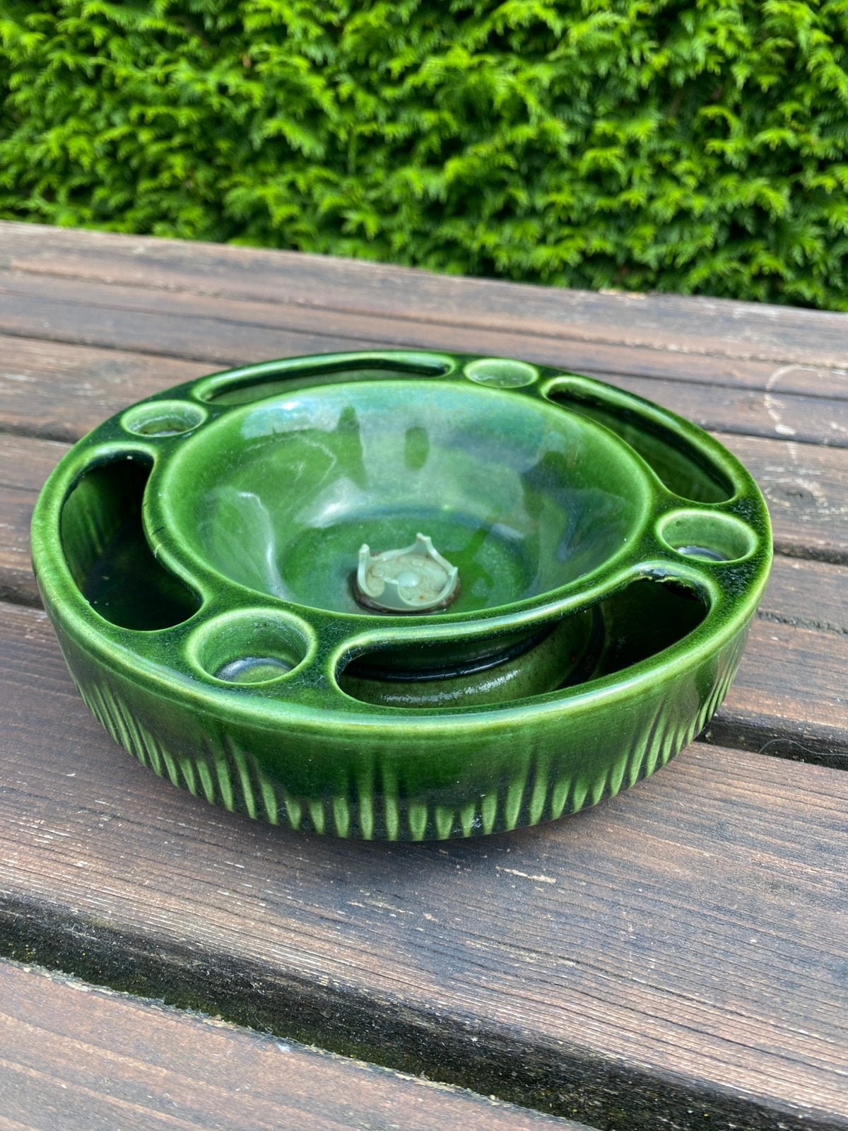 Groene Jasba schaal Ges Gesch, Gebruikt, Keramiek, Ophalen of Verzenden, Schaal of Schalen