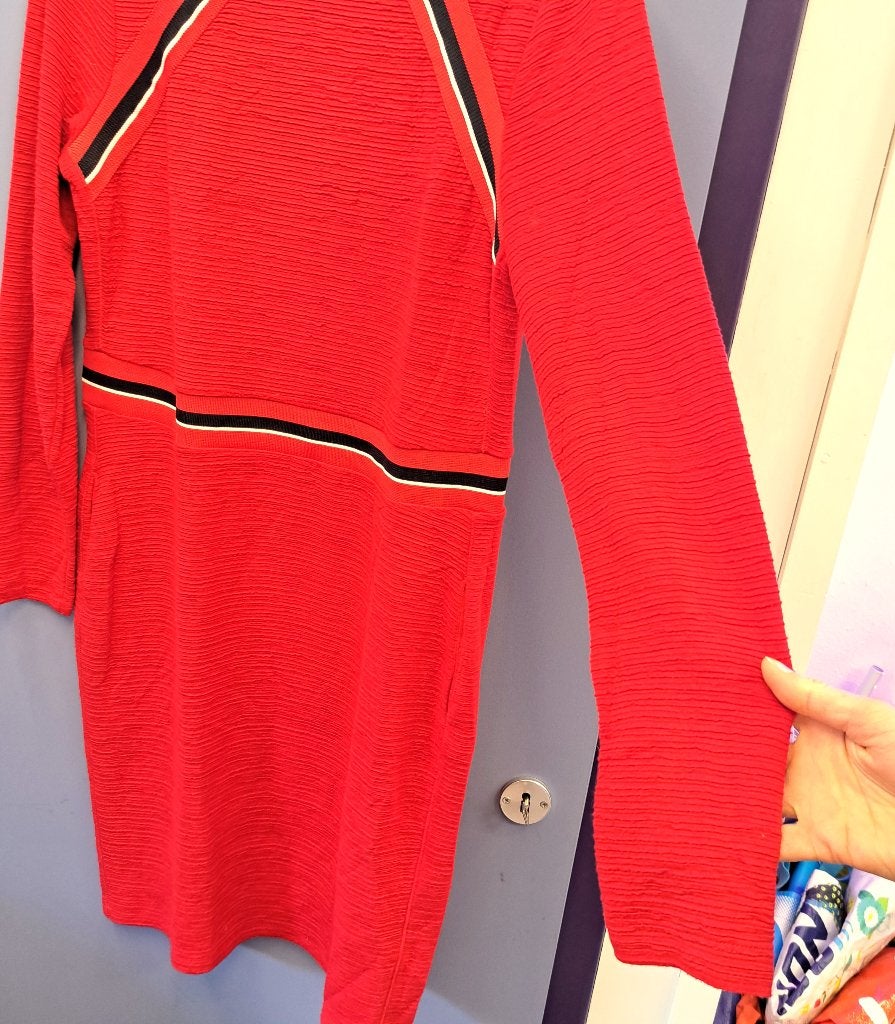 Anna van Toor knal rode jurk met zwarte band maat 44 48158, Kleding | Dames, Anna van Toor, Anna van Toor, ., Maat 42/44 (L)