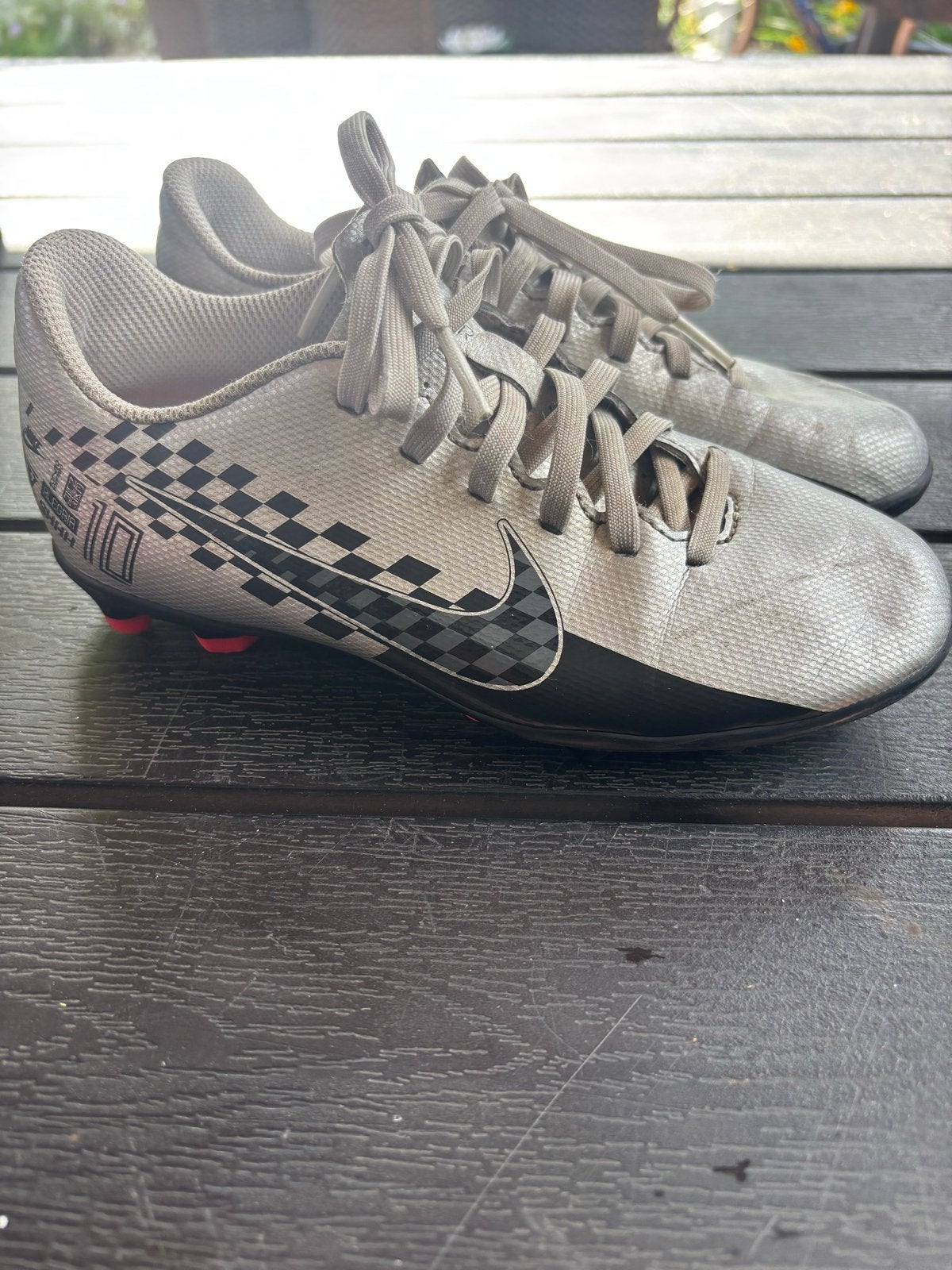 Nike Mercurial Voetbalschoenen - Maat 33, Sport en Fitness, Maat XS of kleiner, Ophalen of Verzenden, Zo goed als nieuw, Schoenen