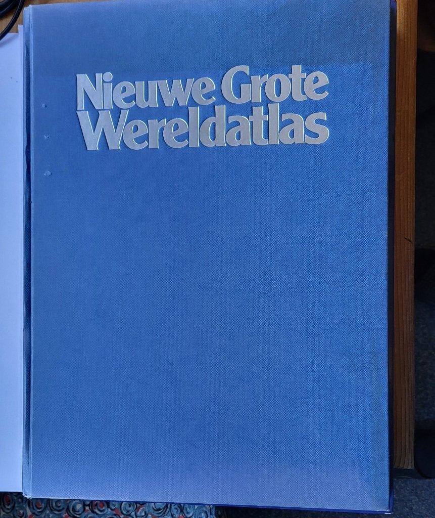 Nieuwe Grote Wereldatlas 1962. Atlas en nog oude Boeken, Ophalen of Verzenden