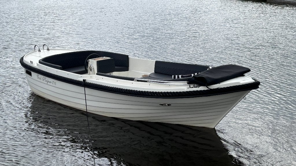 Oud Huijzer 575 Luxury inclusief winterstalling (verwarmd), Ophalen, Zo goed als nieuw, Oud Huijzer, 20 pk