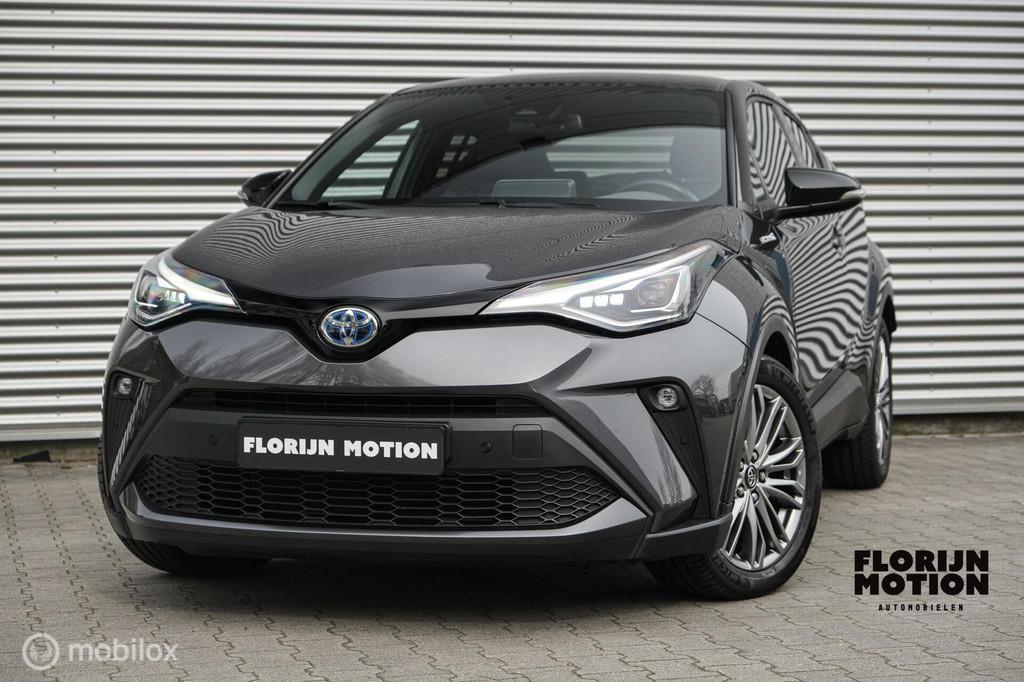 Toyota C-HR 1.8 Hybrid Executive | Camera | Trekhaak | Half-, Auto's, 4 cilinders, Leder en Stof, 122 pk, Automatische klimaatregeling