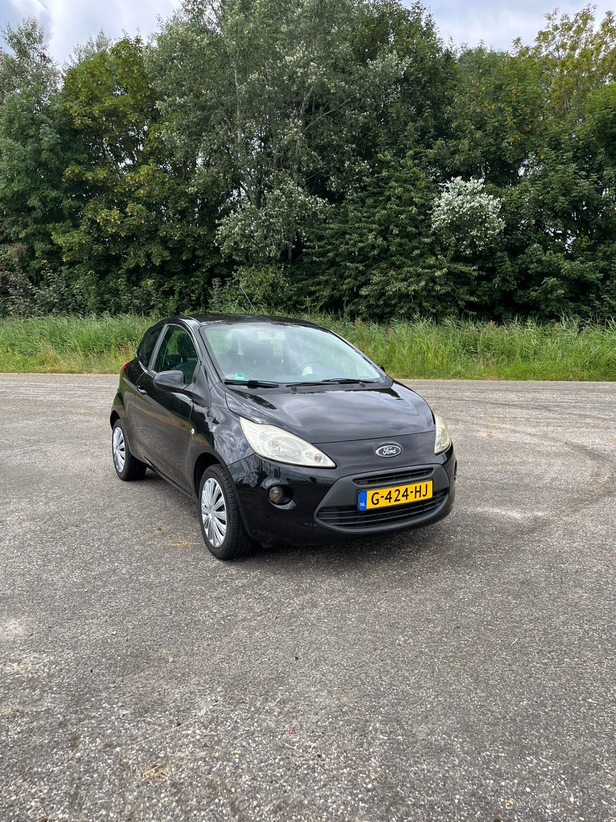 Ford Ka 1.2 51KW 2009 Zwart 153,506km, Auto's, Voorwielaandrijving, 1242 cc, 4 cilinders, 4 stoelen