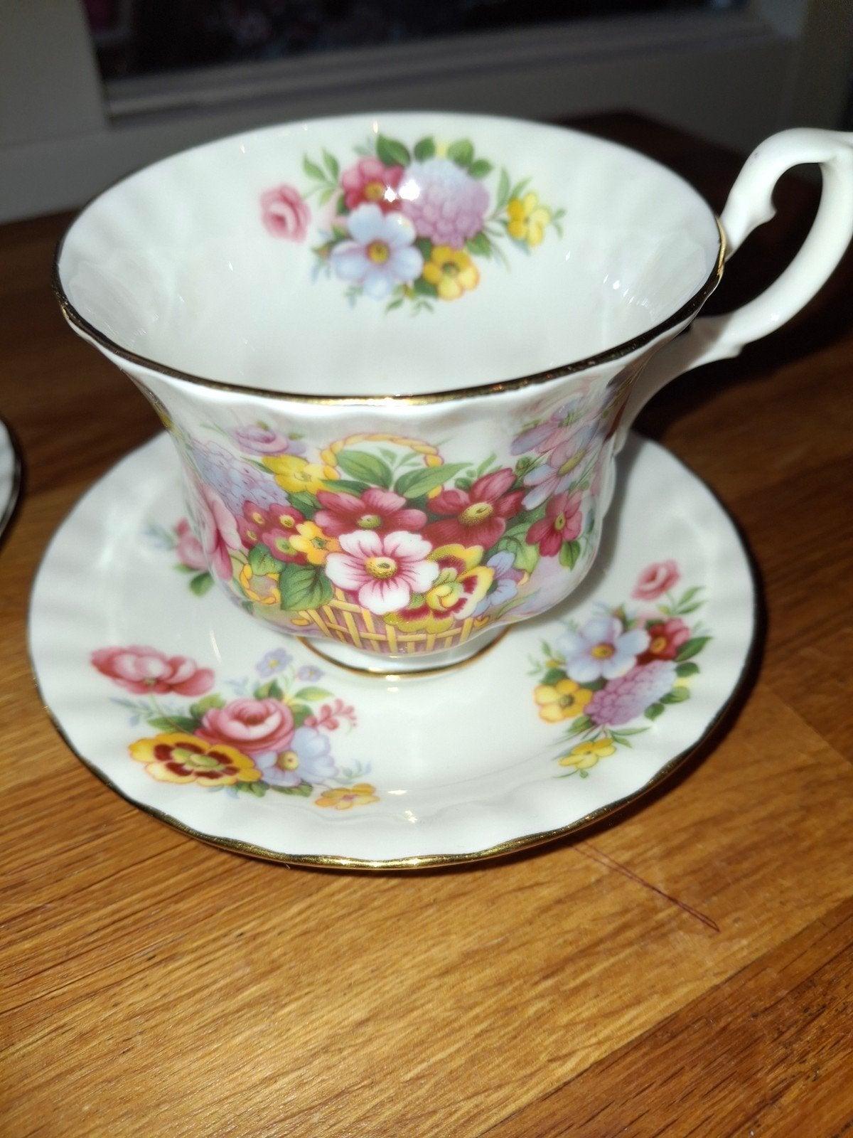 ROYAL  ALBERT  kop en schotels ( nieuw ), Ophalen of Verzenden, Nieuw, Porselein, Kop en/of schotel