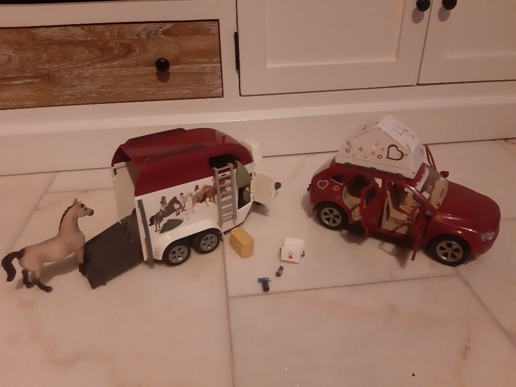 Uitgebreide Schleich set met 3 paarden en 1 veulen, Verzamelen, Ophalen, Gebruikt