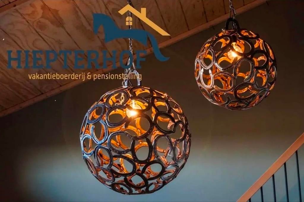 anglamp vloerlamp hoefijzerbollen hoefijzerbal hoefijzerkuns, Ophalen of Verzenden