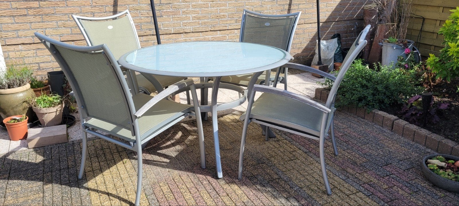 Hartman ronde tafel  120 met 4 stoelen, Ophalen, 4 zitplaatsen, Gebruikt, Aluminium
