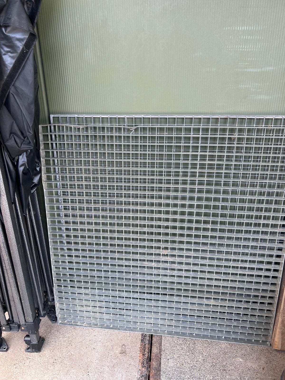 Droogloopmatten mat rek gaasmatten 1x1m, Ophalen, Zo goed als nieuw