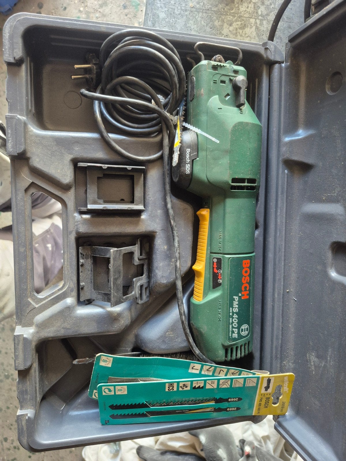 Bosch PMS 400 PE Decoupeerzaag met accessoires, Ophalen, Gebruikt, Decoupeerzaag, 30 tot 70 mm