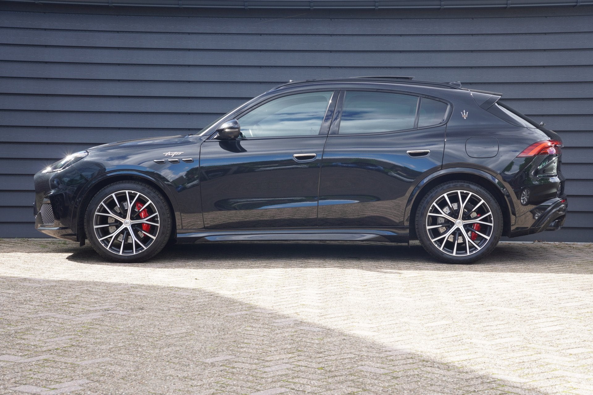 Maserati Grecale 3.0 V6 Trofeo - PANODAK - TREKHAAK - HEAD U, Auto's, Maserati, Automaat, Gebruikt, 532 pk, 2500 kg