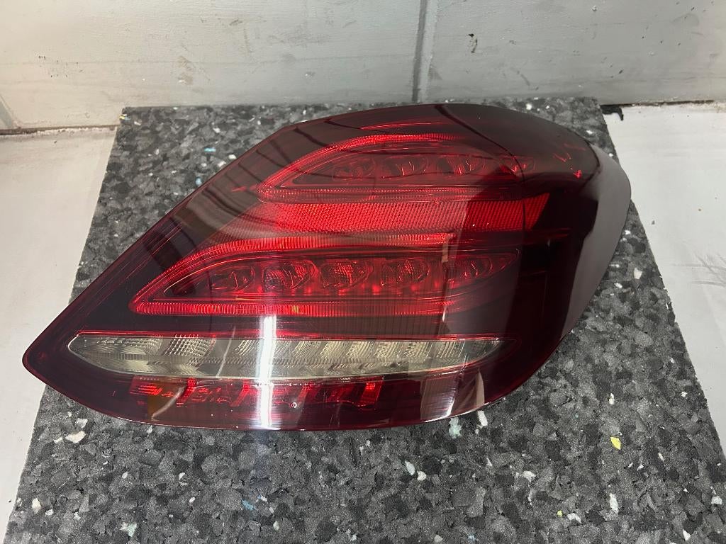 Achterlichten Mercedes C-Klasse L + R W205 A2059060357, Auto-onderdelen, Verlichting, Ophalen of Verzenden, Gebruikt, Mercedes-Benz