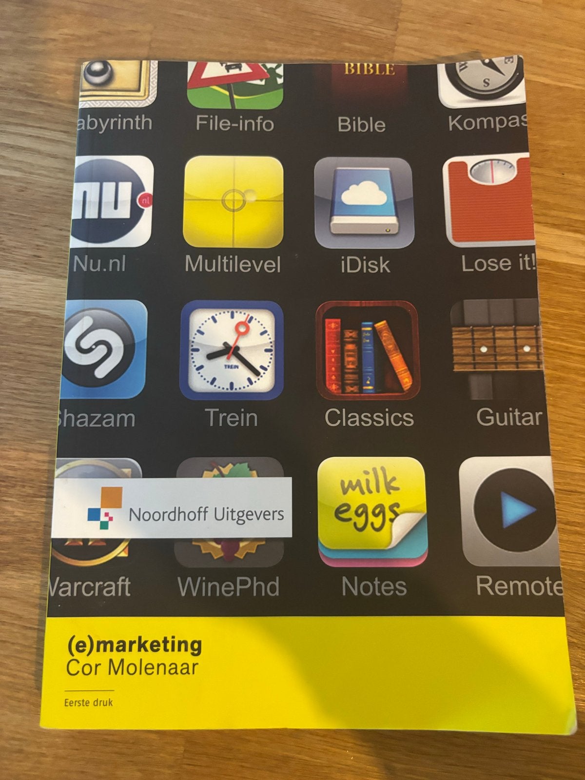 (e)marketing Cor Molenaar - Opbrengst naar goed doel, Ophalen of Verzenden, Gamma, Zo goed als nieuw, HBO