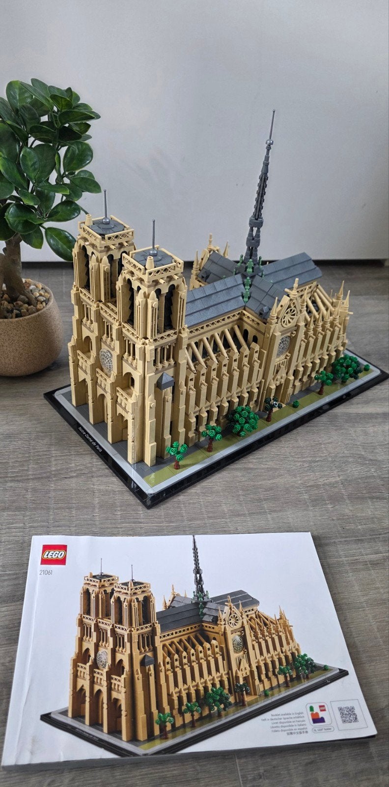 Lego Architecture Notre Dame de Paris 21061, Ophalen of Verzenden, Zo goed als nieuw, Complete set, Lego