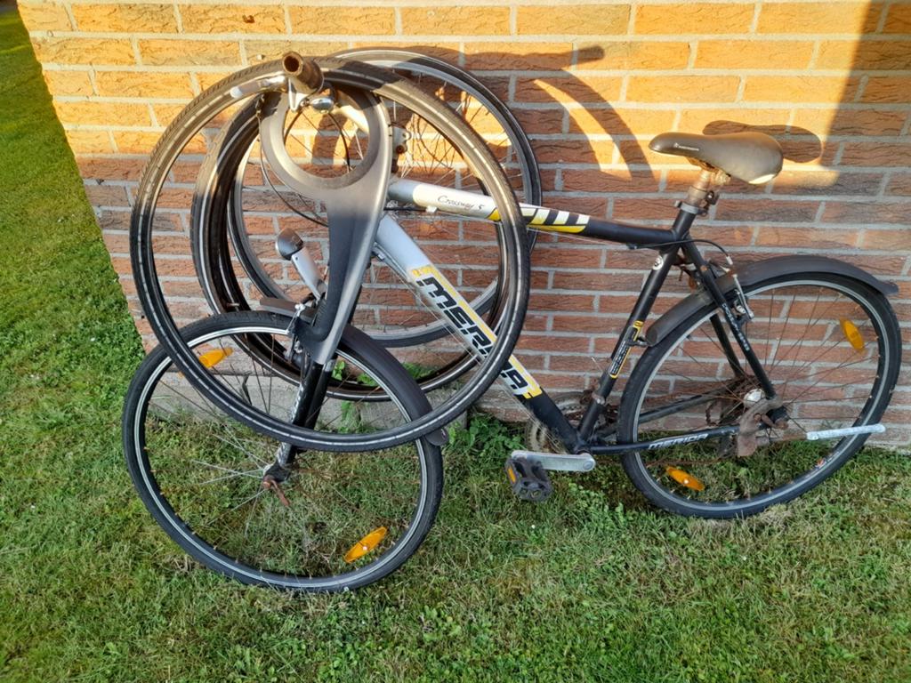 Merida racefiets, zwart, met versnellingen, Ophalen