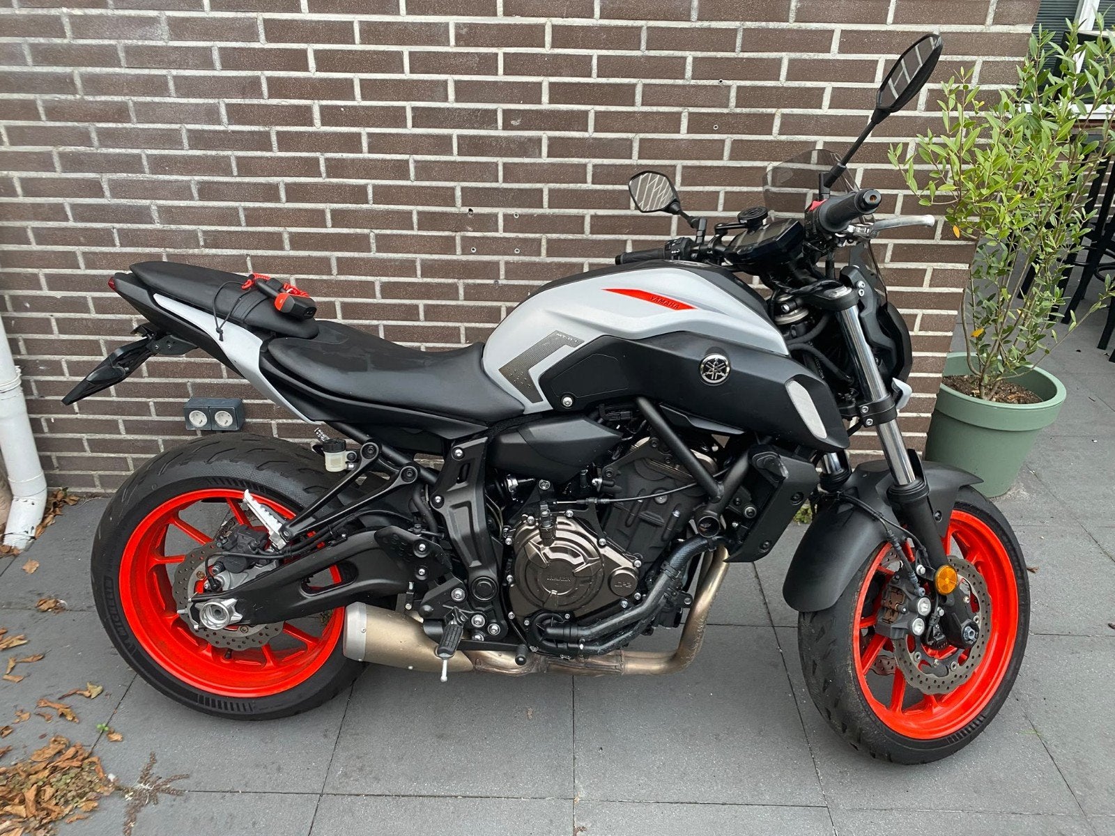 Yamaha MT-07 Naked Bike - Perfect voor de stad en daarbuiten, Gebruikt, Particulier, Handgeschakeld, Naked bike
