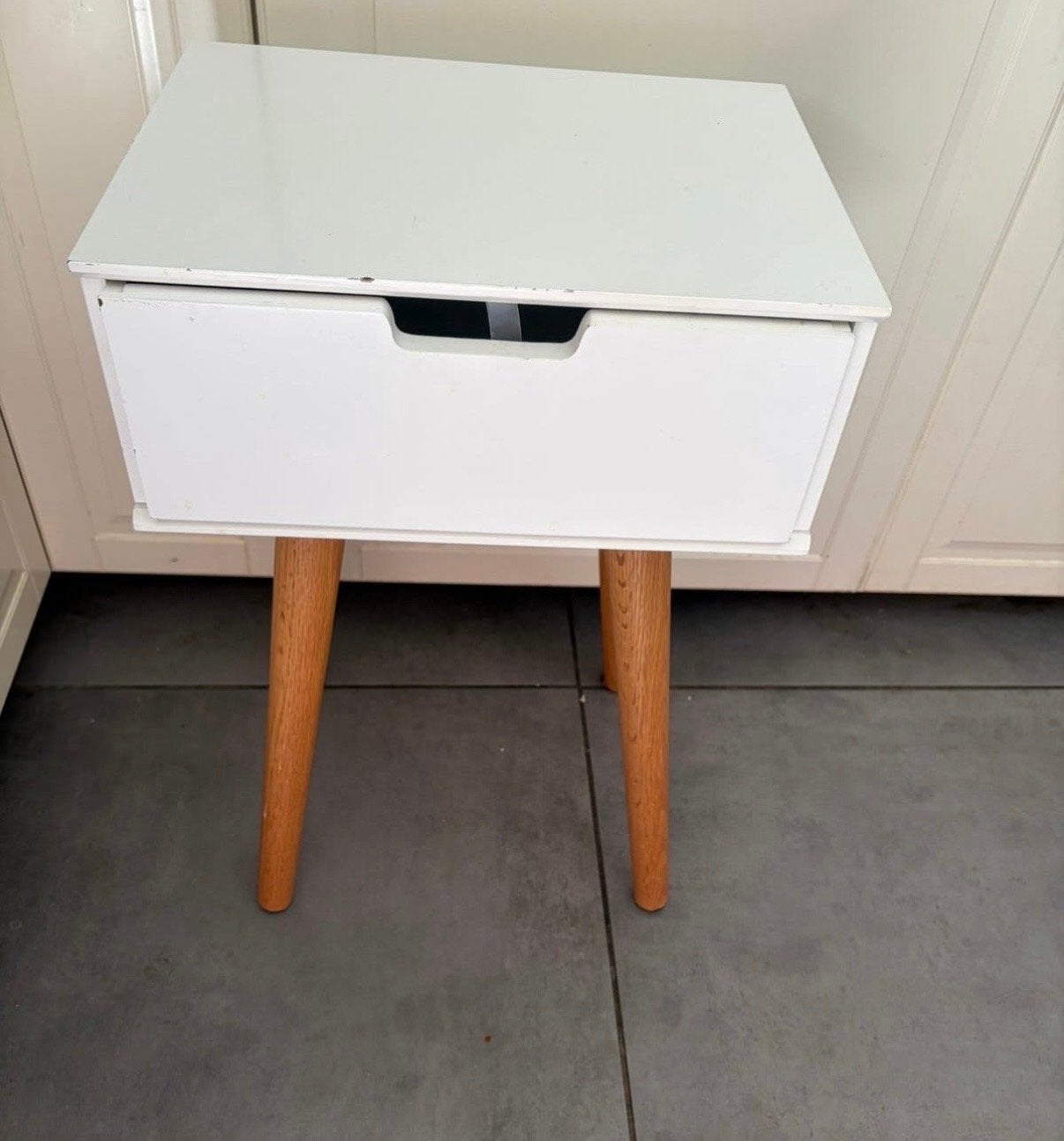 Gratis - voor flesje wijn - Nachtkastje/Kastje  Loods 5, Gebruikt, Minder dan 45 cm, Hout, 55 tot 70 cm