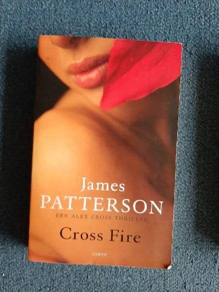 Cross fire : James Patterson, Boeken, Ophalen of Verzenden, Zo goed als nieuw, Amerika