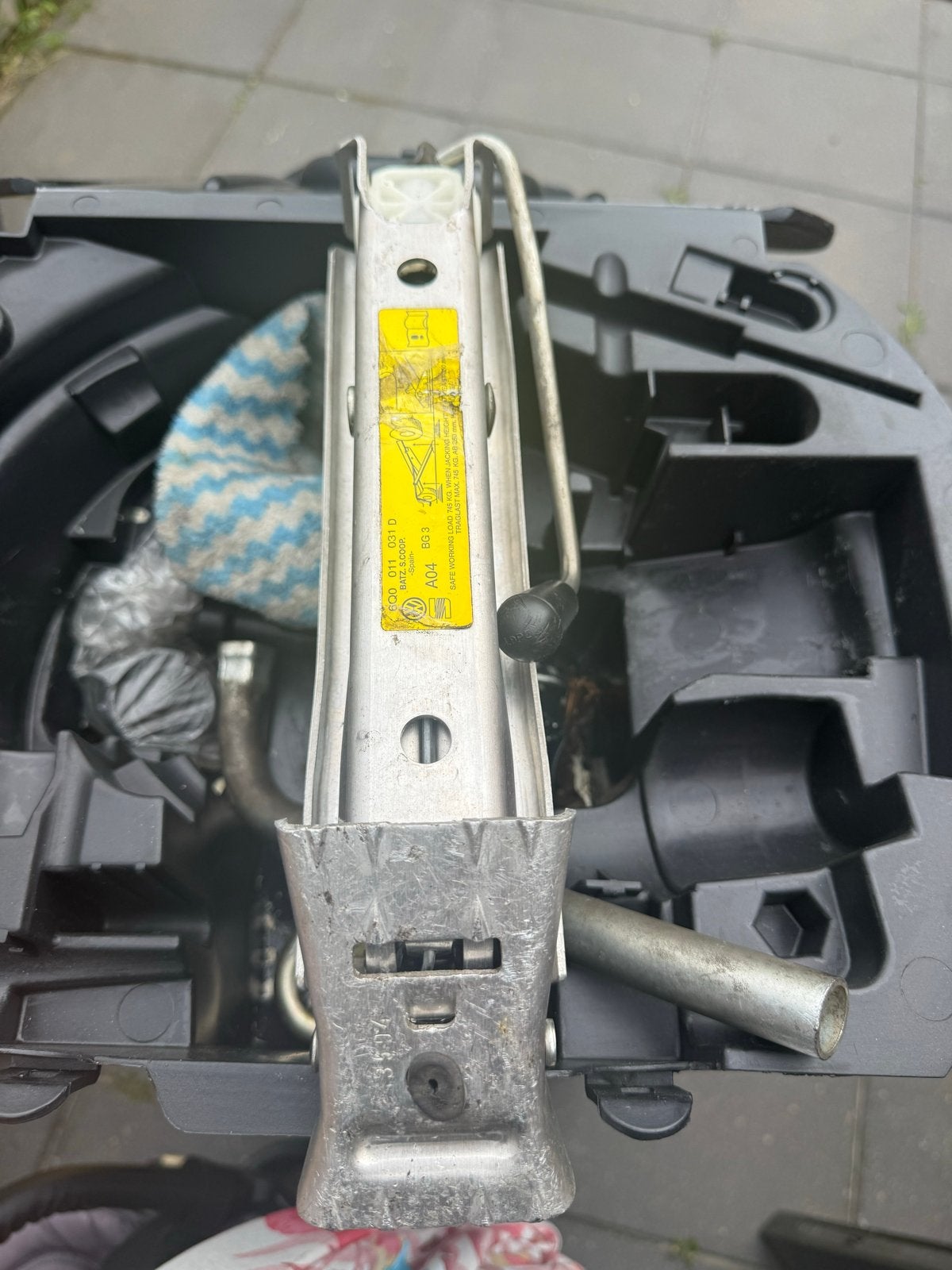 Schaarkrik voor auto - Gebruikt maar functioneel, Auto diversen, Krikken, Ophalen of Verzenden, Gebruikt, Mechanisch, Schaarkrik
