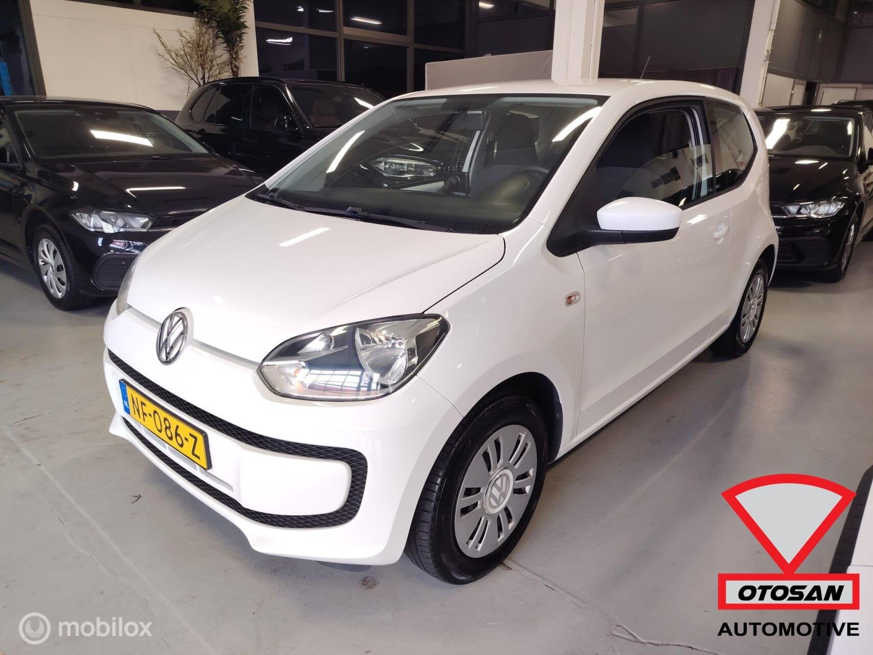 Foto 4 van Volkswagen Up! 1.0 high up! BlueMotion NAP! Airco! Nap✅ Na