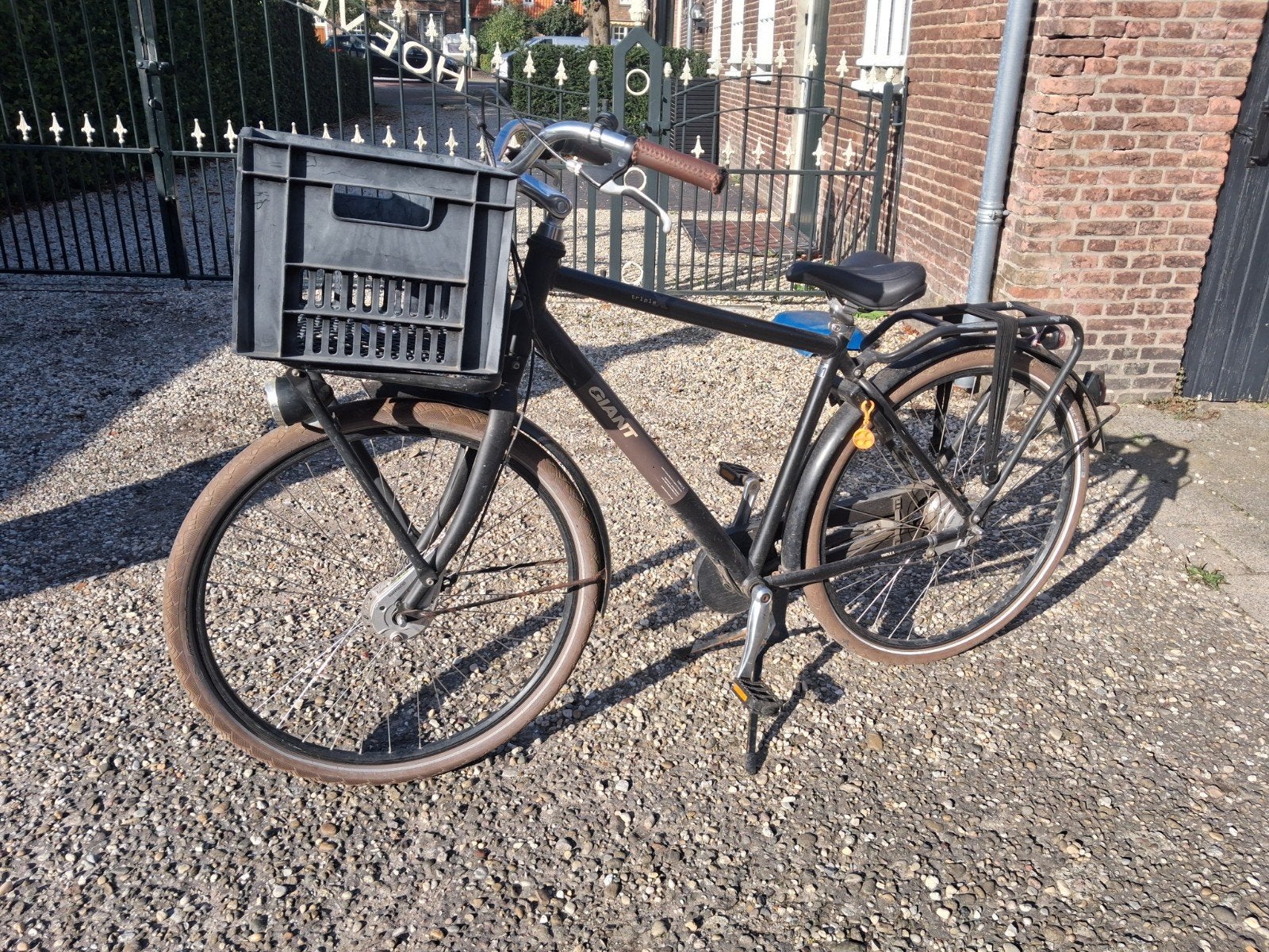 Giant Triple X fiets met krat - Gebruikt, Fietsen en Brommers, Gebruikt, Velgrem, Versnellingen, 53 tot 57 cm