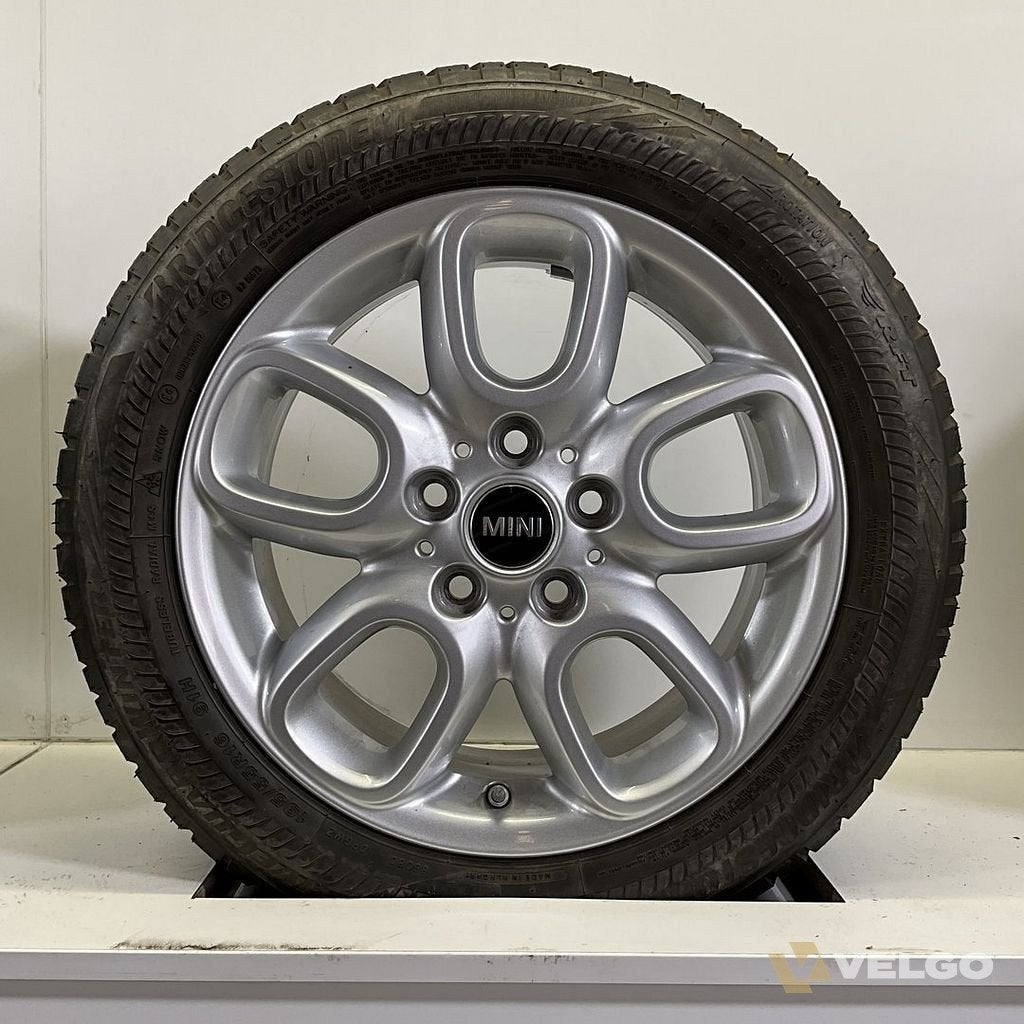 MINI COOPER F55 F56 F57 494 SET VELGEN + WINTERBANDEN 16 INC, Gebruikt, -, Banden en Velgen, 195 mm