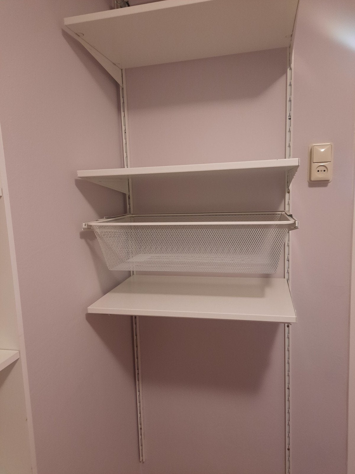 Ikea BOAXEL opbergsysteem met planken, mand en roede, Huis en Inrichting, Ophalen of Verzenden