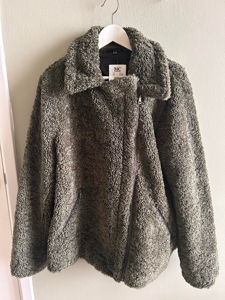 Bouclé teddy jas donker groen MC Company, Kleding | Dames, Jassen | Winter, Ophalen of Verzenden, Nieuw, Maat 42/44 (L), Groen