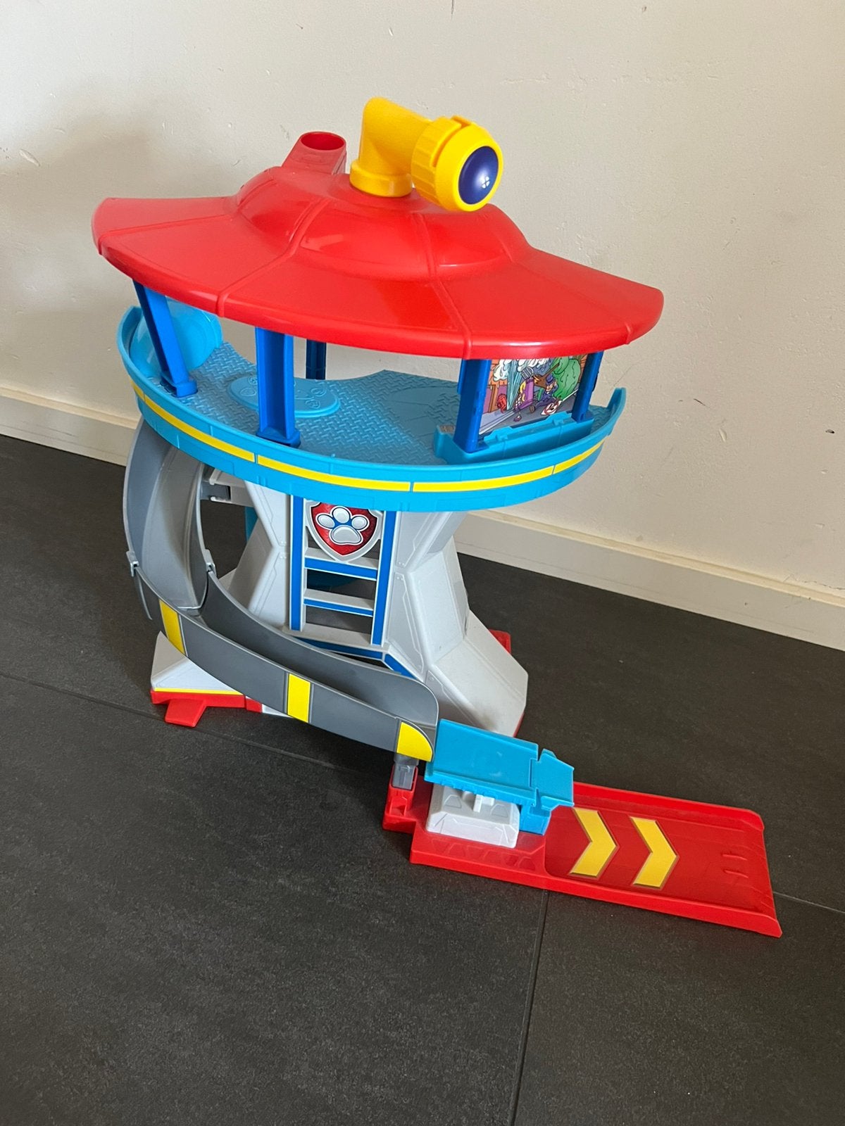 Paw patrol uitkijktoren, Ophalen, Zo goed als nieuw