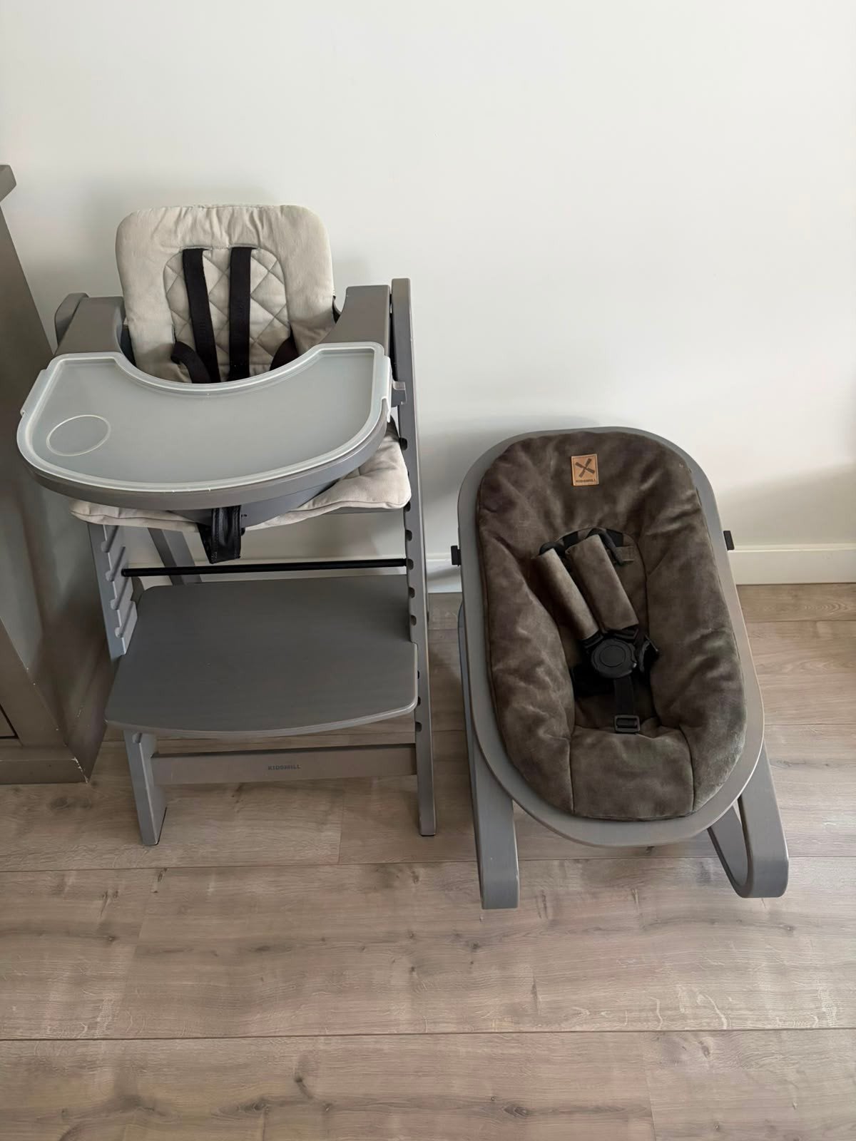Kidsmill Up Kinderstoel Compleet met Accessoires, Ophalen, Meegroeistoel, Gordel(s)